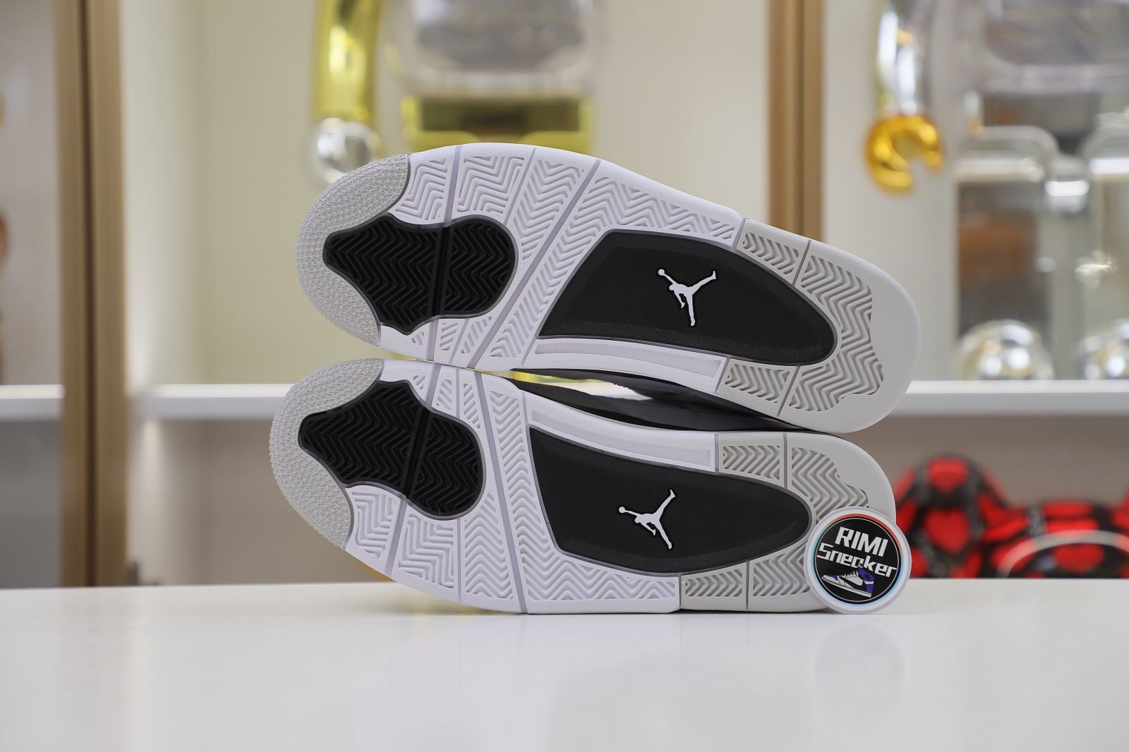 AIR JORDAN 4 MILITARY BLACK DH6927-111