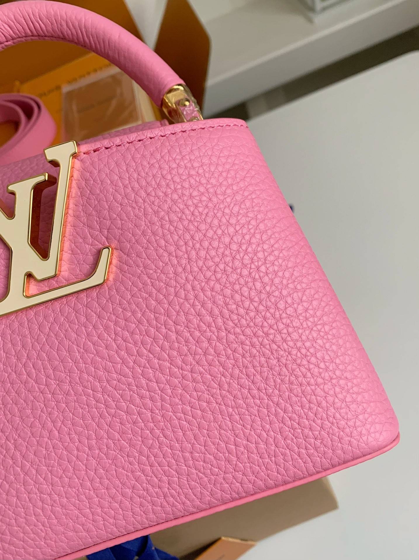 L*V Capucines BB Handbags Size:21*14*8cm