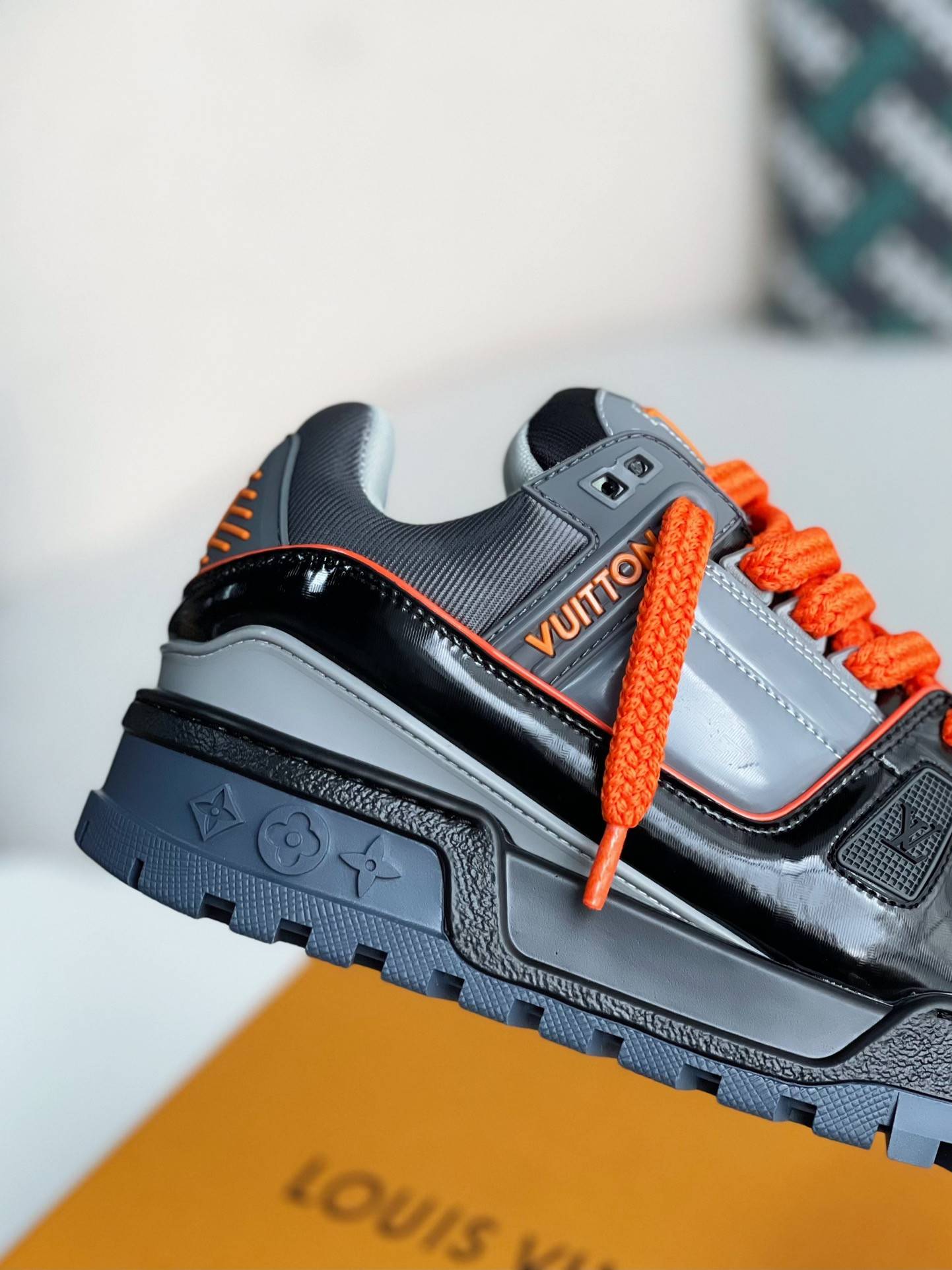 L*V TRAINER MAXI SNEAKERS