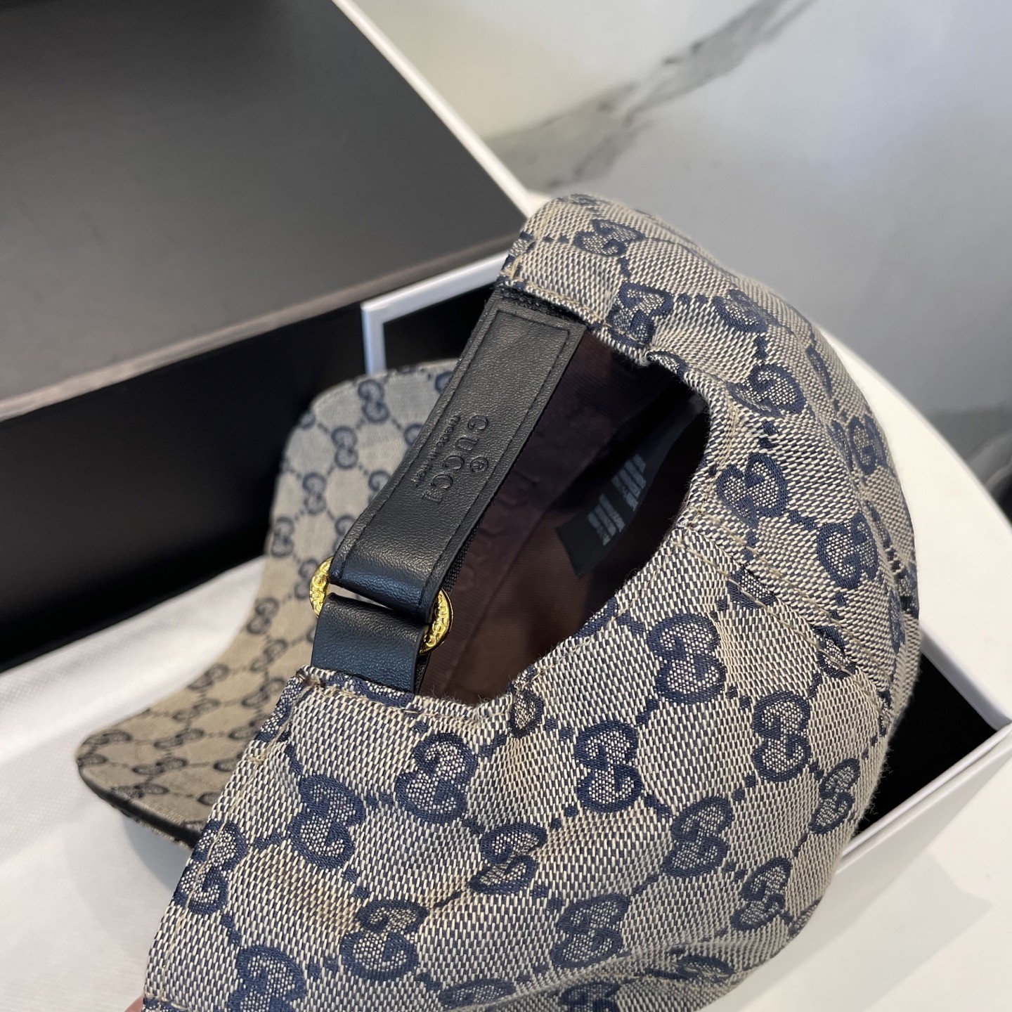 [#4933] G*u*i baseball cap peaked c ap hat