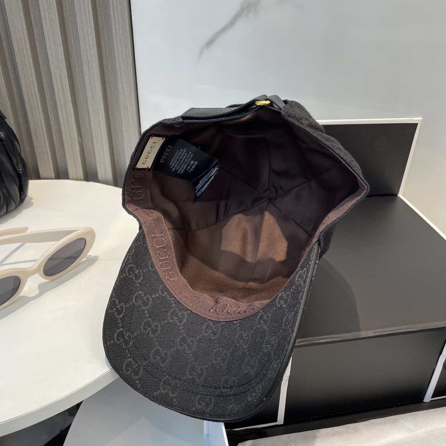 [#4931] G*u*i baseball cap peaked c ap hat