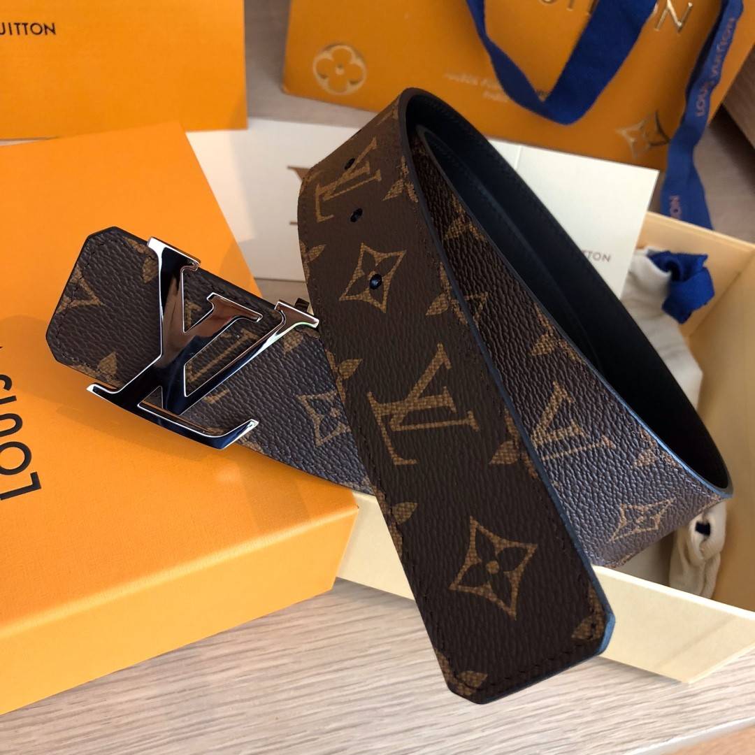 Louis Vuitton LV men''s belt INITIALES