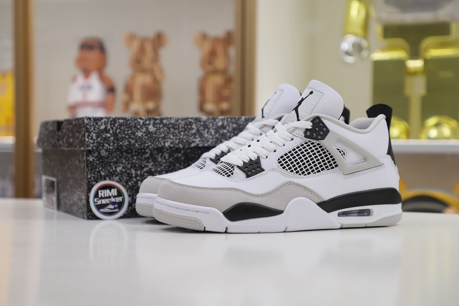 AIR JORDAN 4 MILITARY BLACK DH6927-111