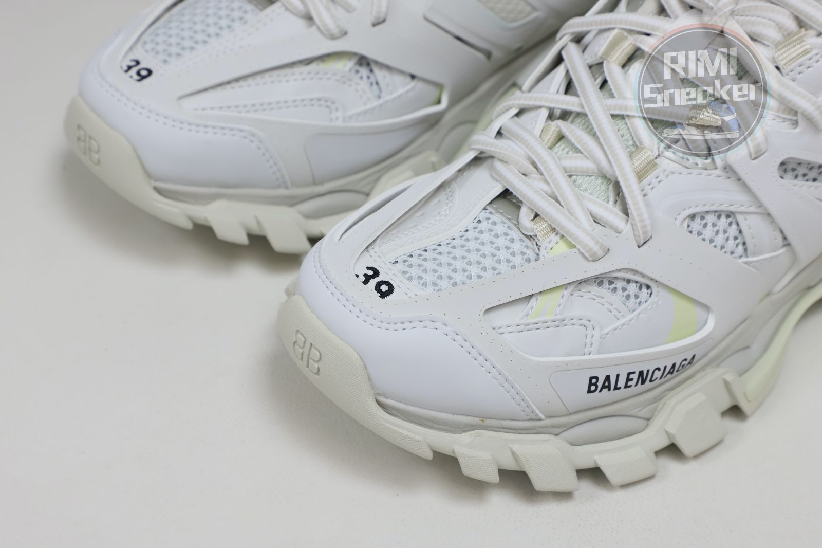 Balenciaga BLGA  Track（LED）