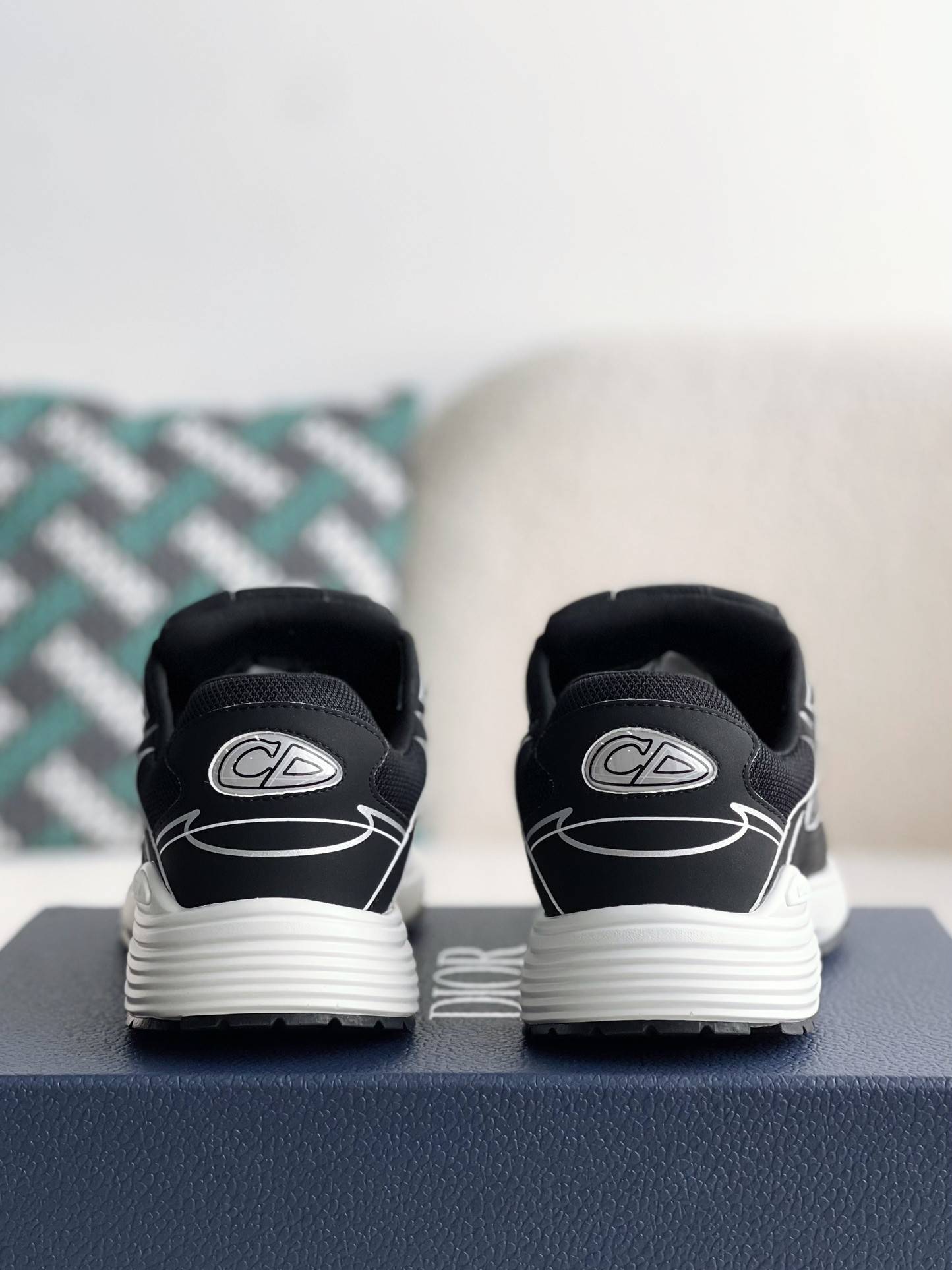 D*OR B30 New Sneaker