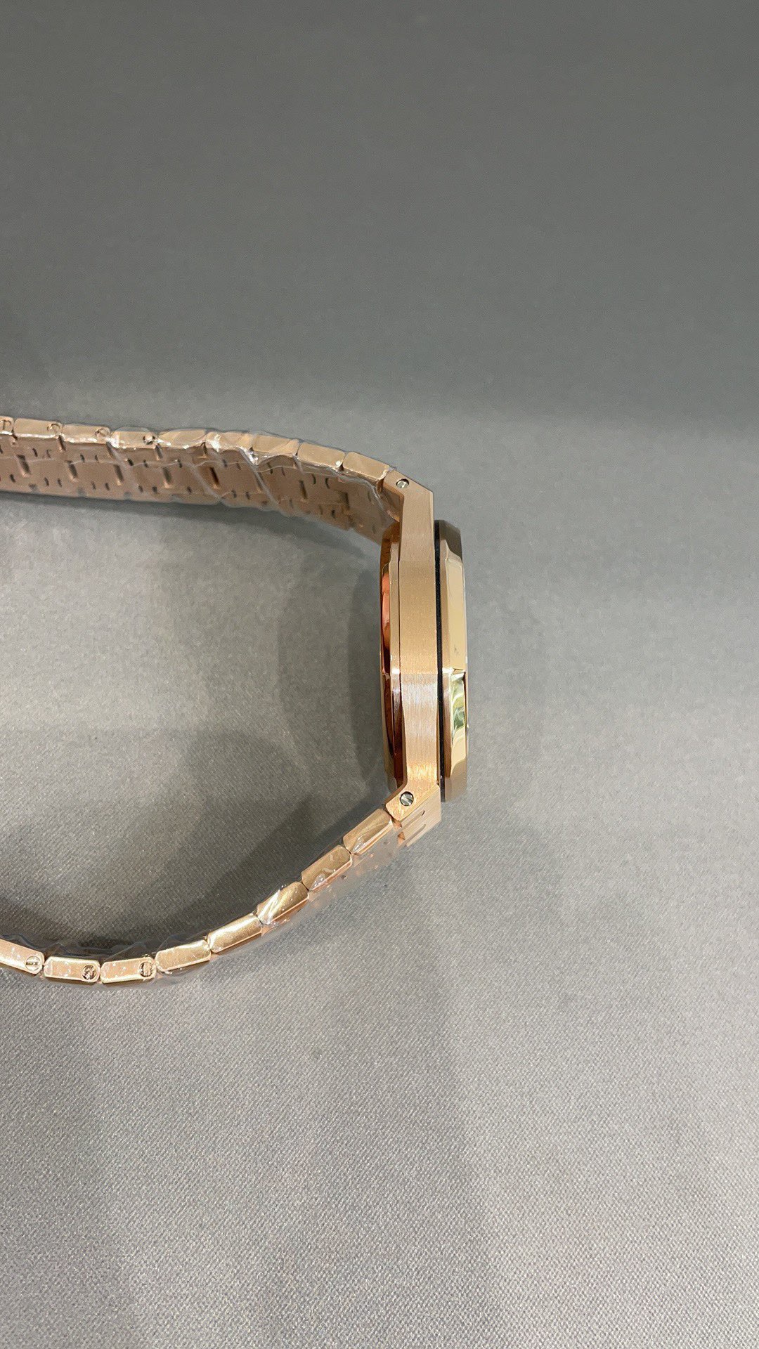 A*P 34mm 5800 Fully automatic mechanical movement