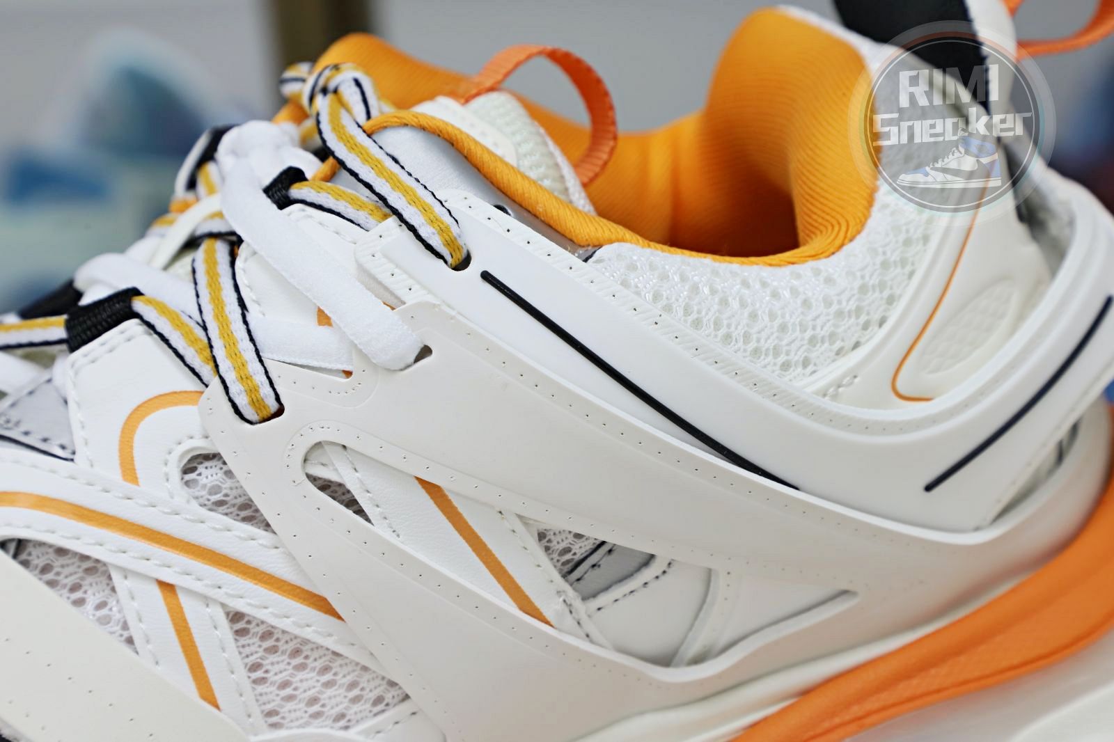 Balenciaga BLGA  Track（LED）