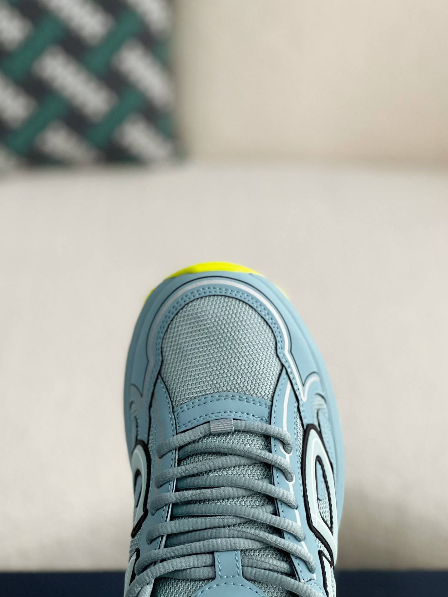 D*OR B30 New Sneaker