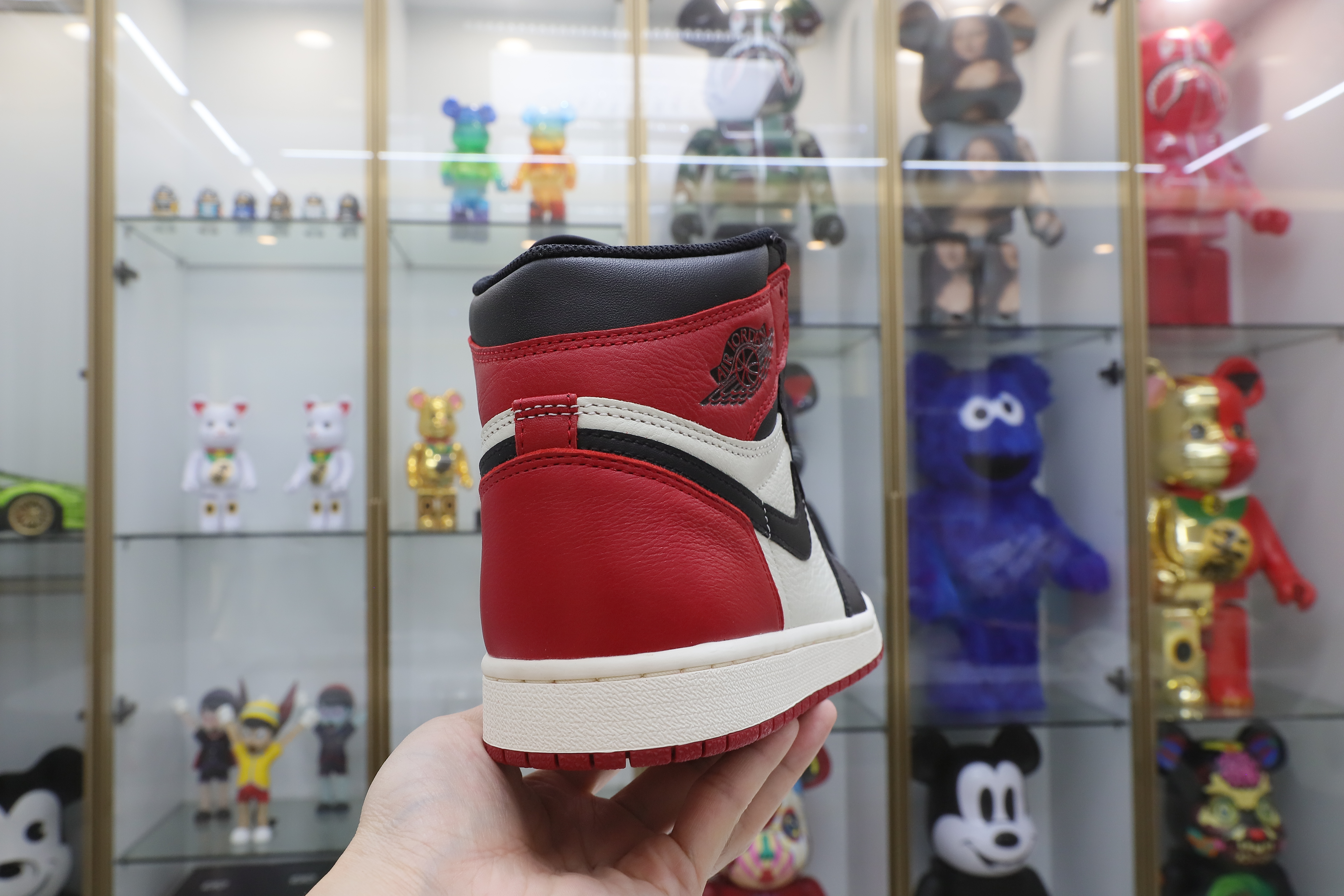 AIR JORDAN 1 RETRO HIGH OG 