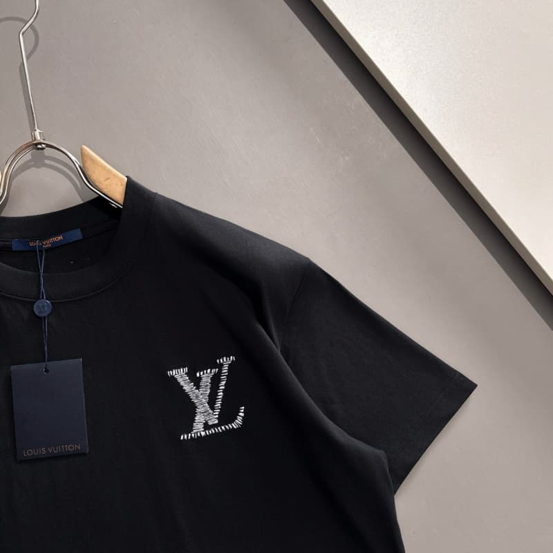 2025 New Embroidered T-Shirt