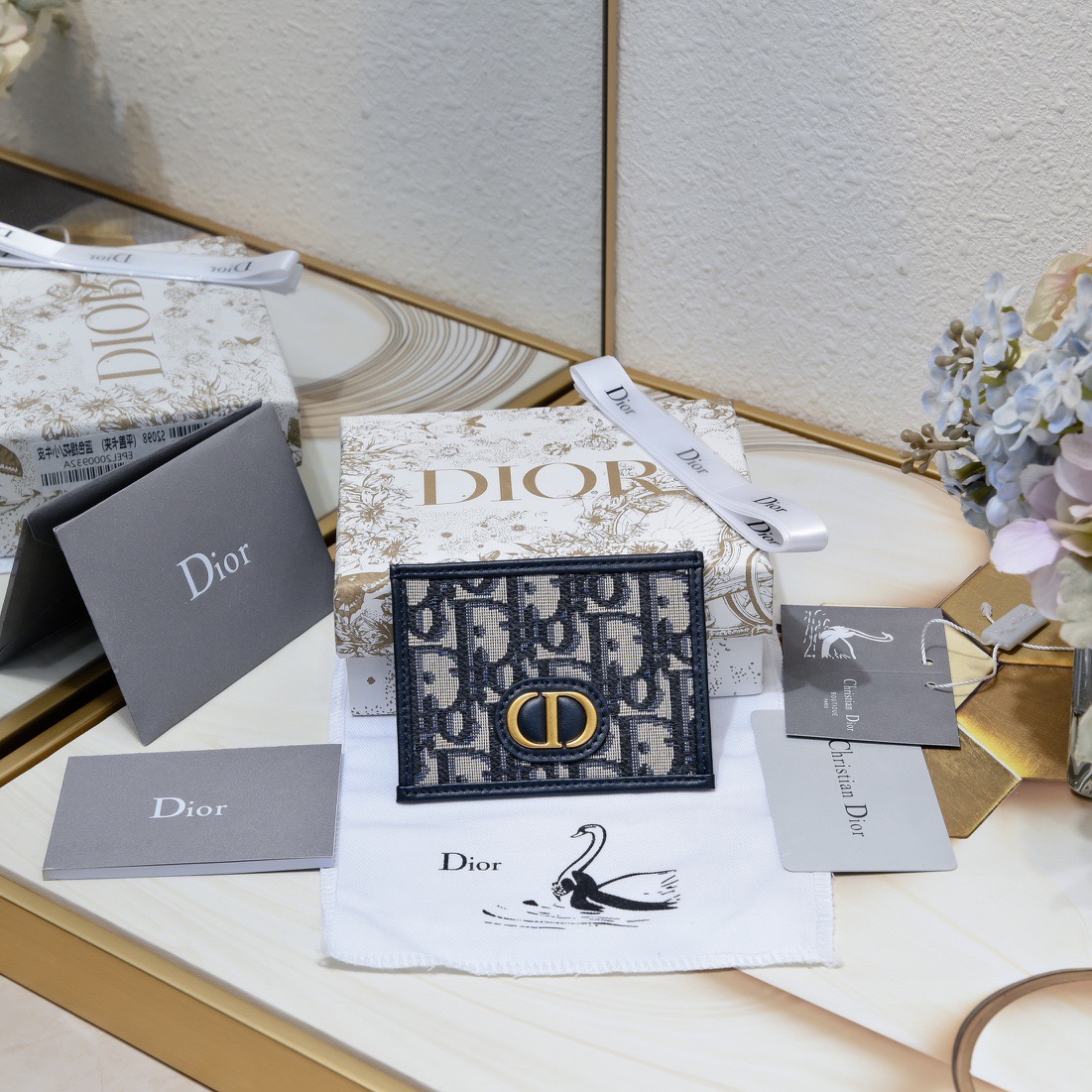 Dior 30 Montaigne Freesia Card Holder Blue Dior Oblique Jacquard