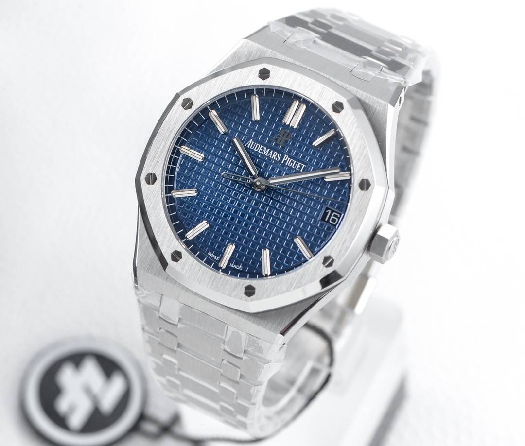 Audemars Piguet Royal Oak 15500 Series Men