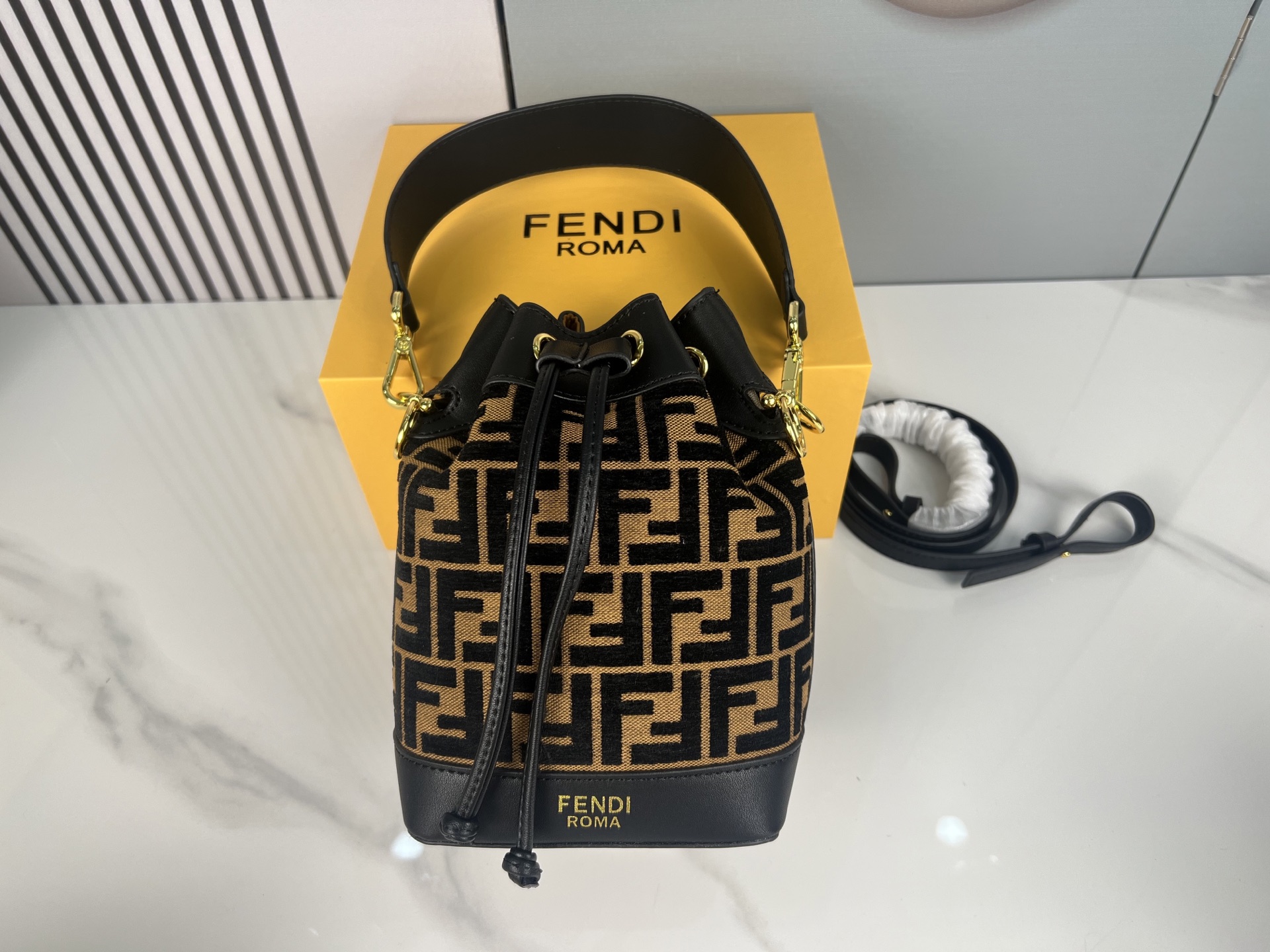 Fendi Mon Tresor Small Bucket Bag Size: 15-23cm