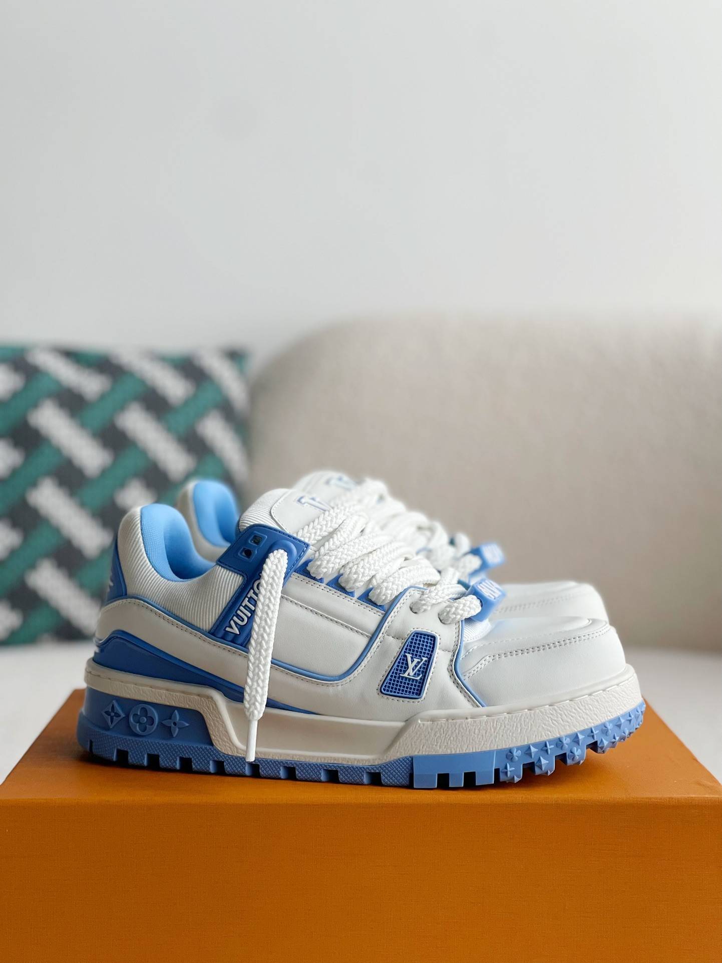 L*V TRAINER MAXI  SNEAKERS