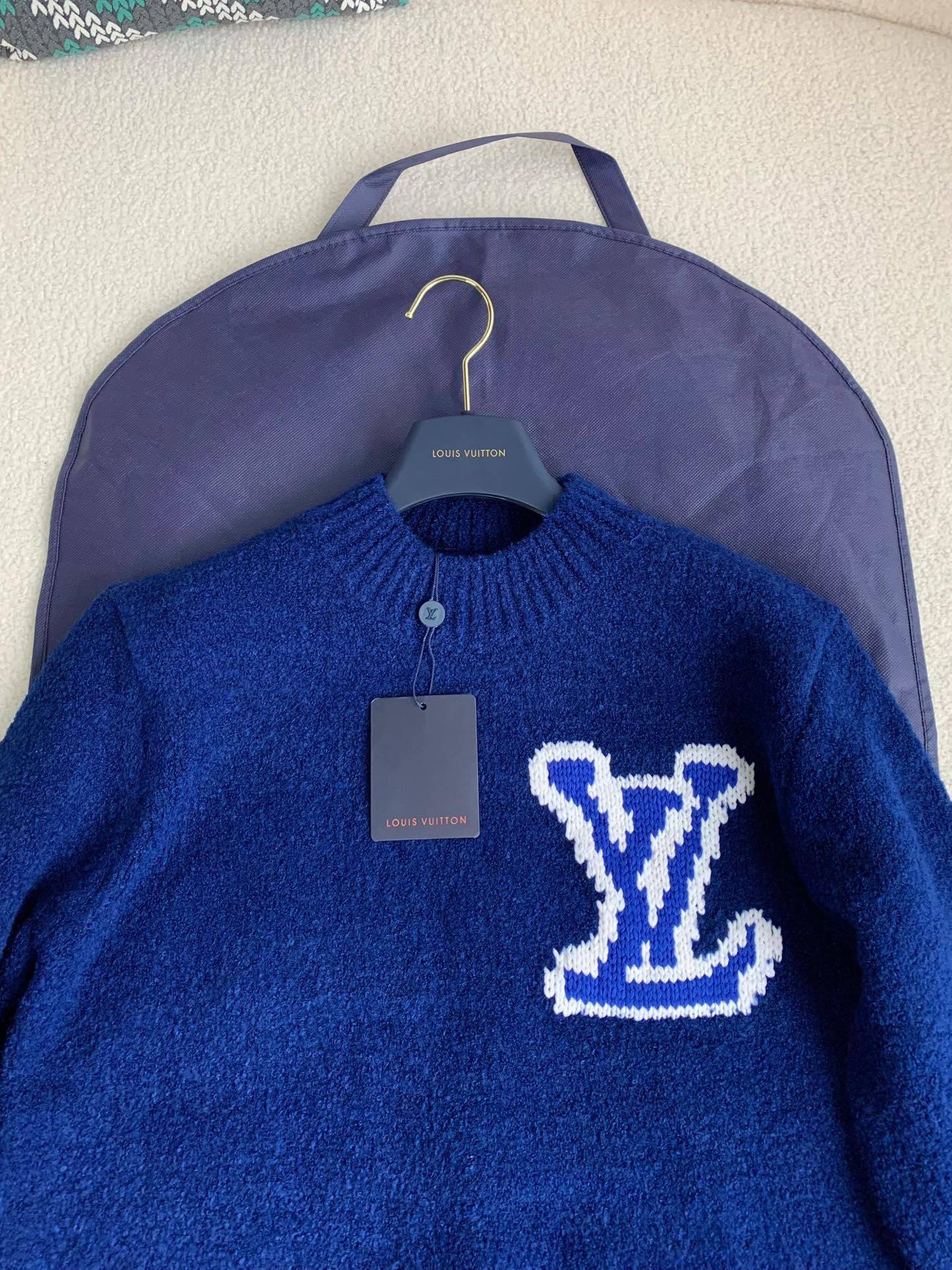 Louis Vuitton Clothes