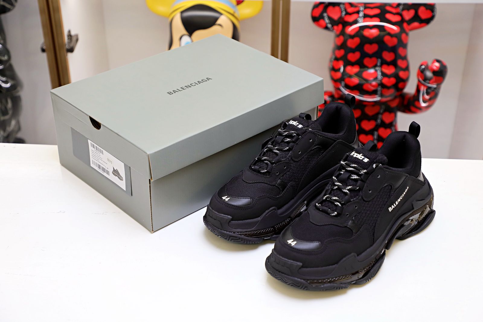 Balenciaga TRIPLE S Black