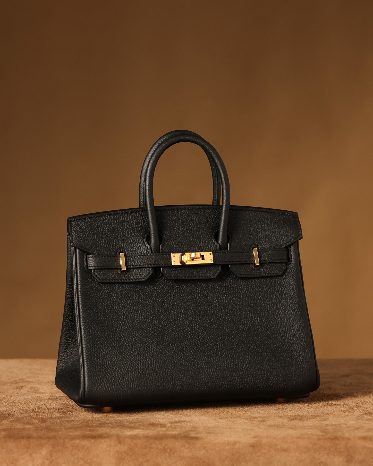 Hermes Birkin 25cm black gold buckle Size: 20 X 25 X 13CM