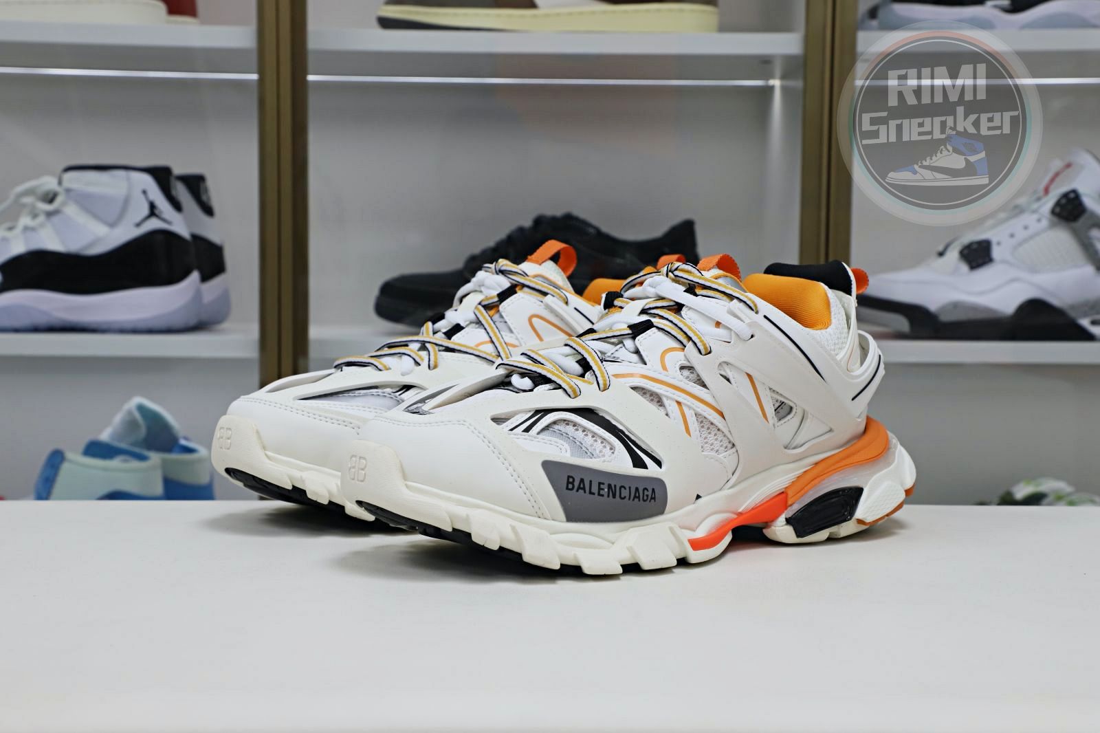 Balenciaga BLGA  Track（LED）