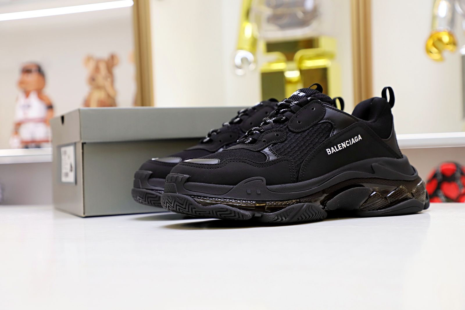 Balenciaga TRIPLE S Black