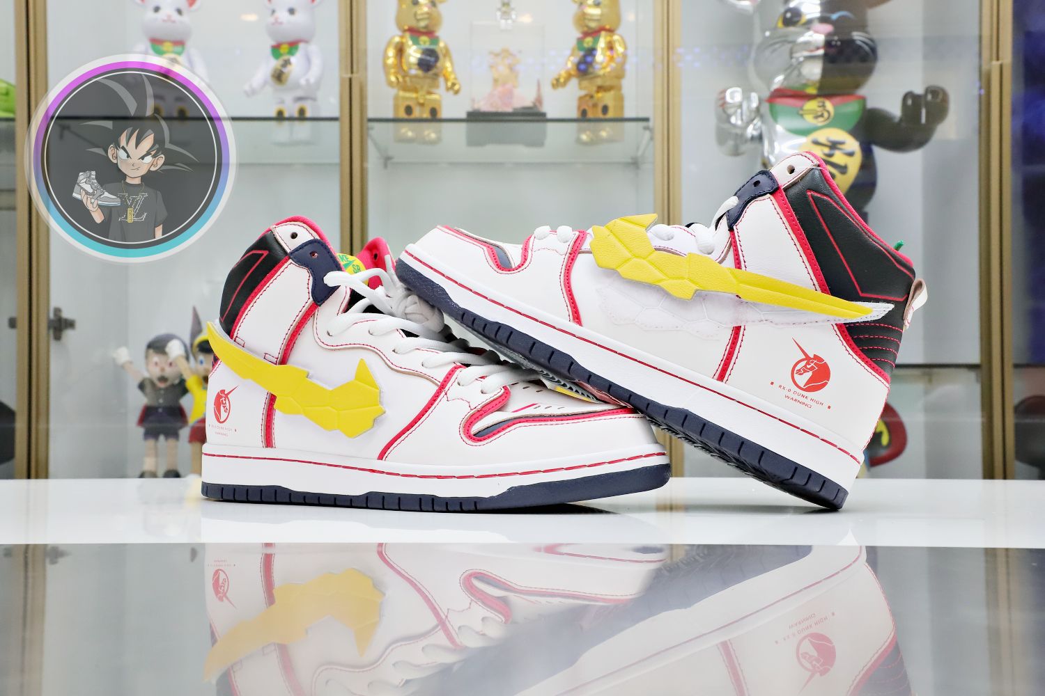 GUNDAM X DUNK HIGH SB