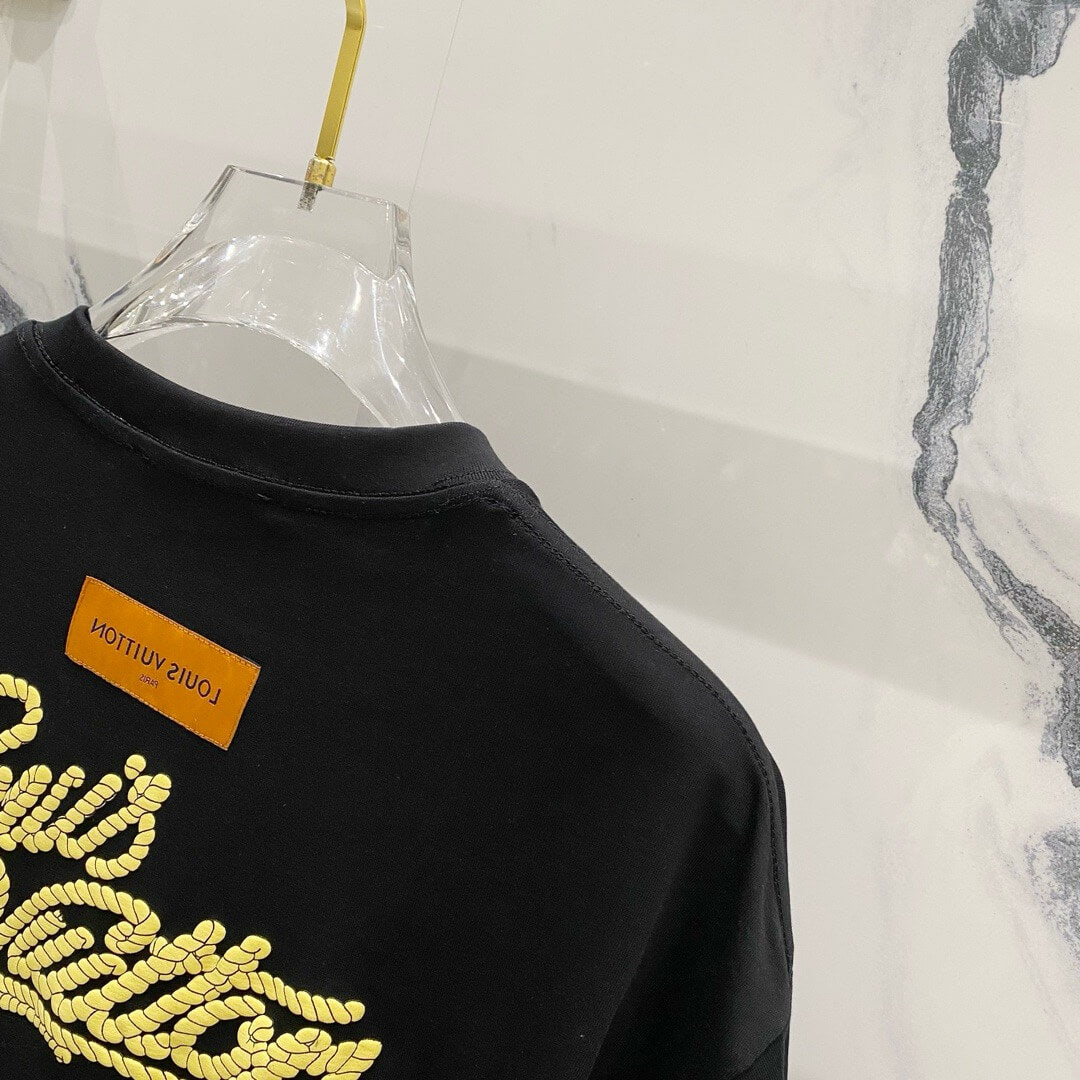Rope Pattern Embroidery T Shirt