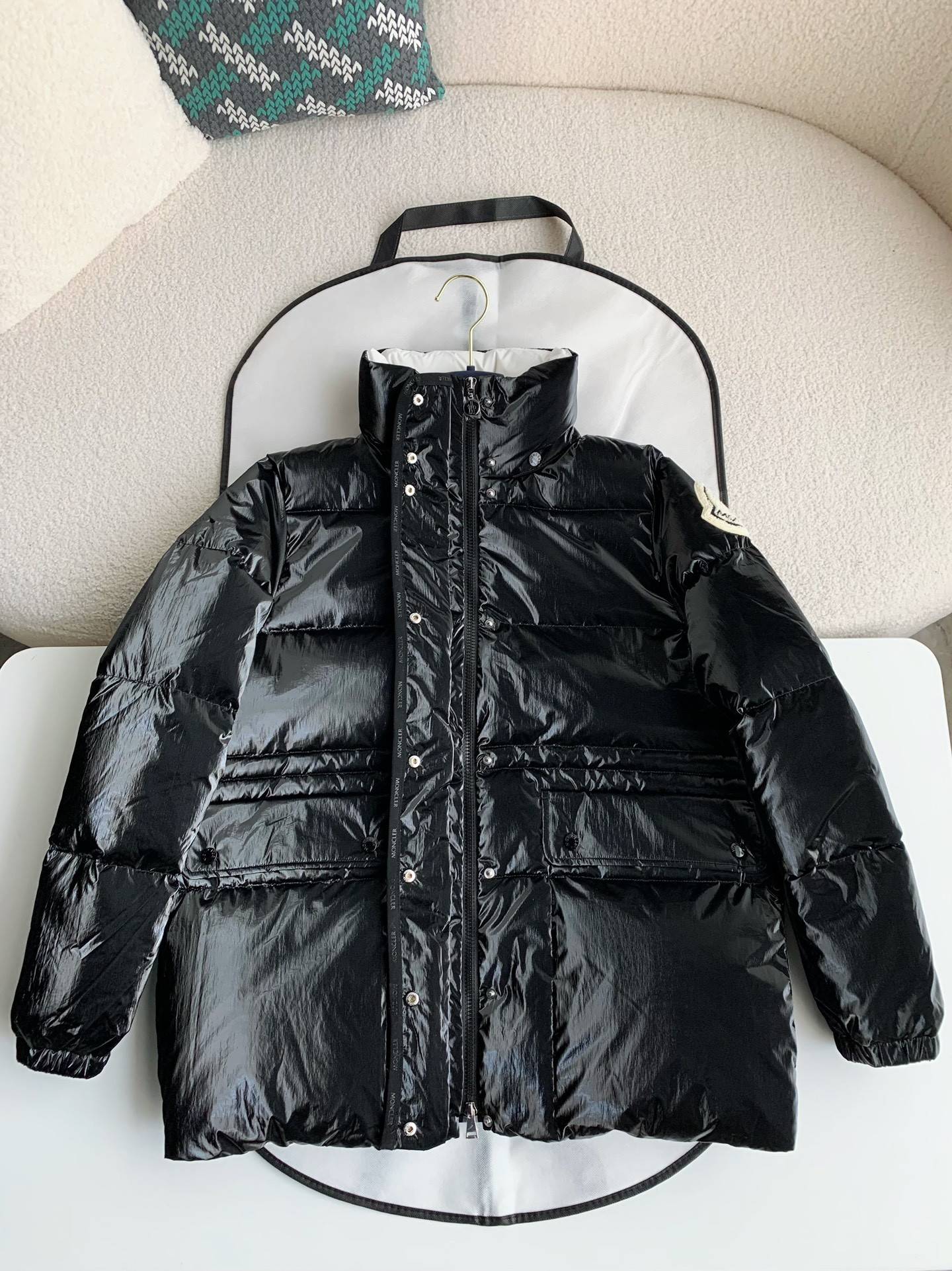 Moncler Short  men''s down jacket