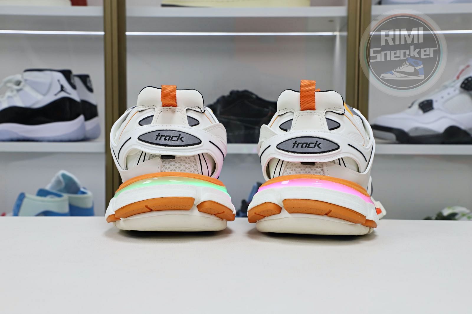 Balenciaga BLGA  Track（LED）