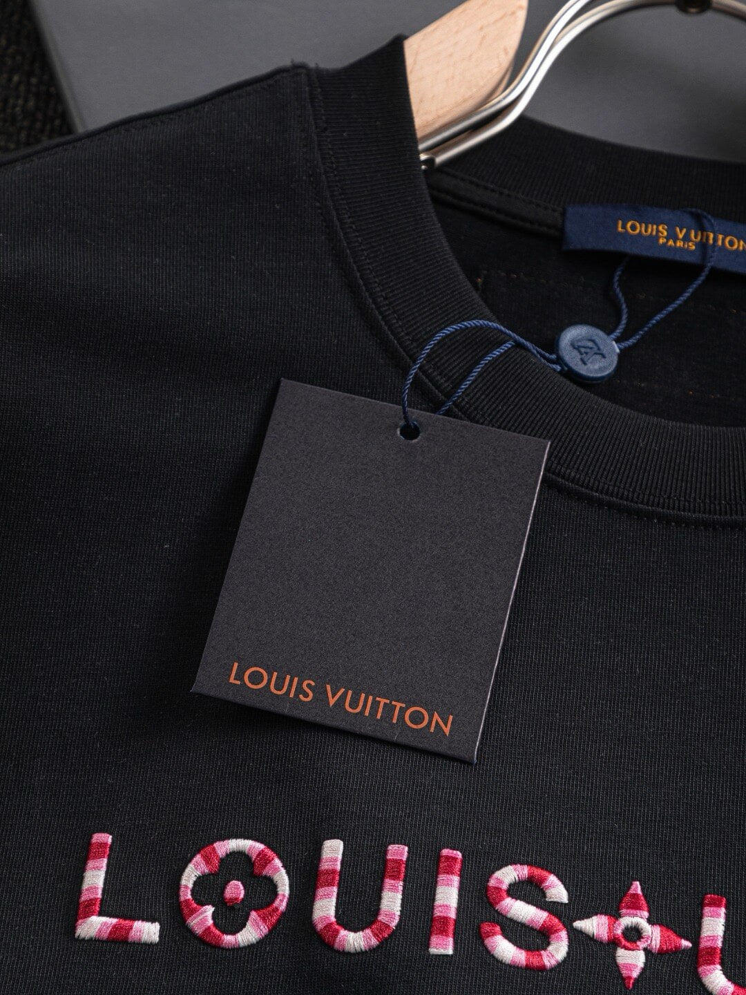 Three-Dimensional Embroidery T Shirt