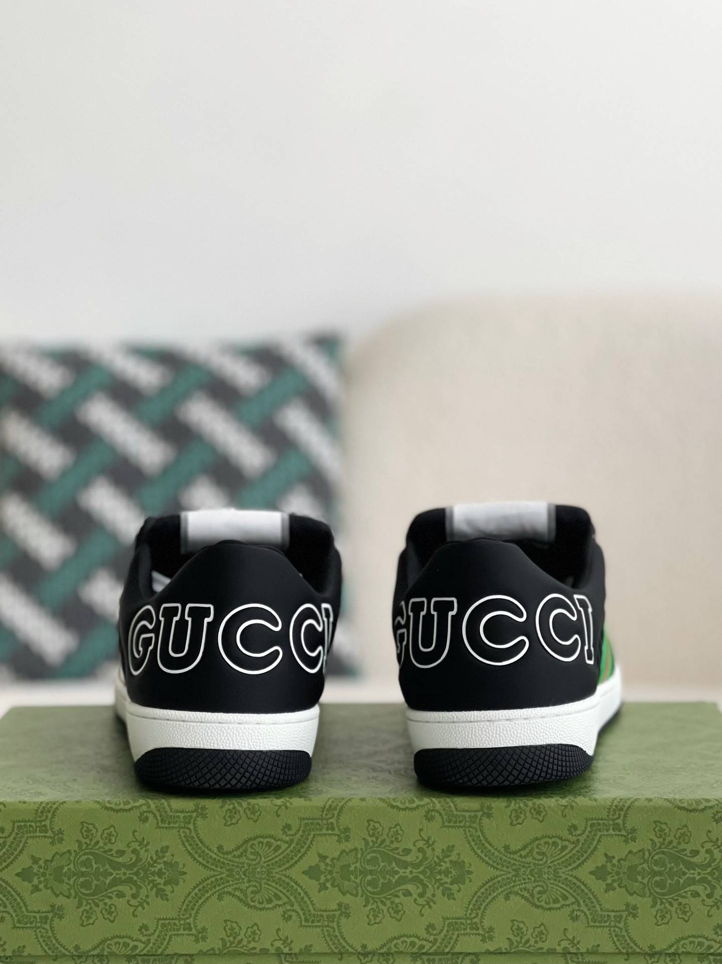 GU*Icasual sneakers