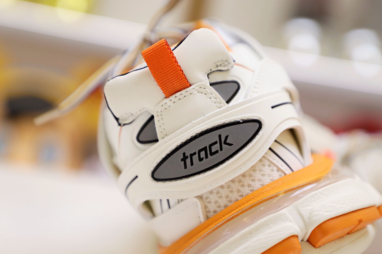 Balenciaga TRACK TRAINER WHITE ORANGE