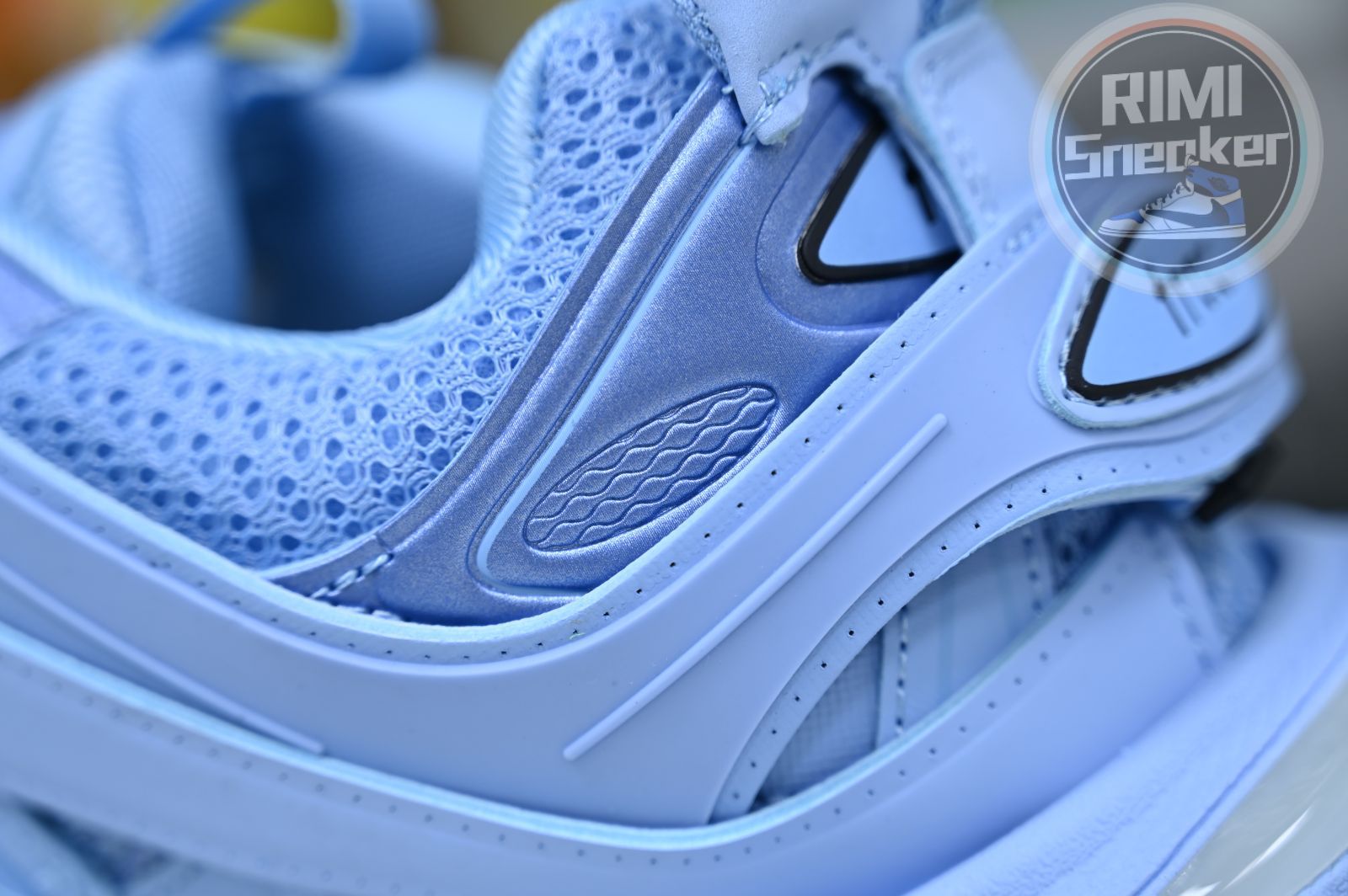 Balenciaga  BLGA  Track（LED）