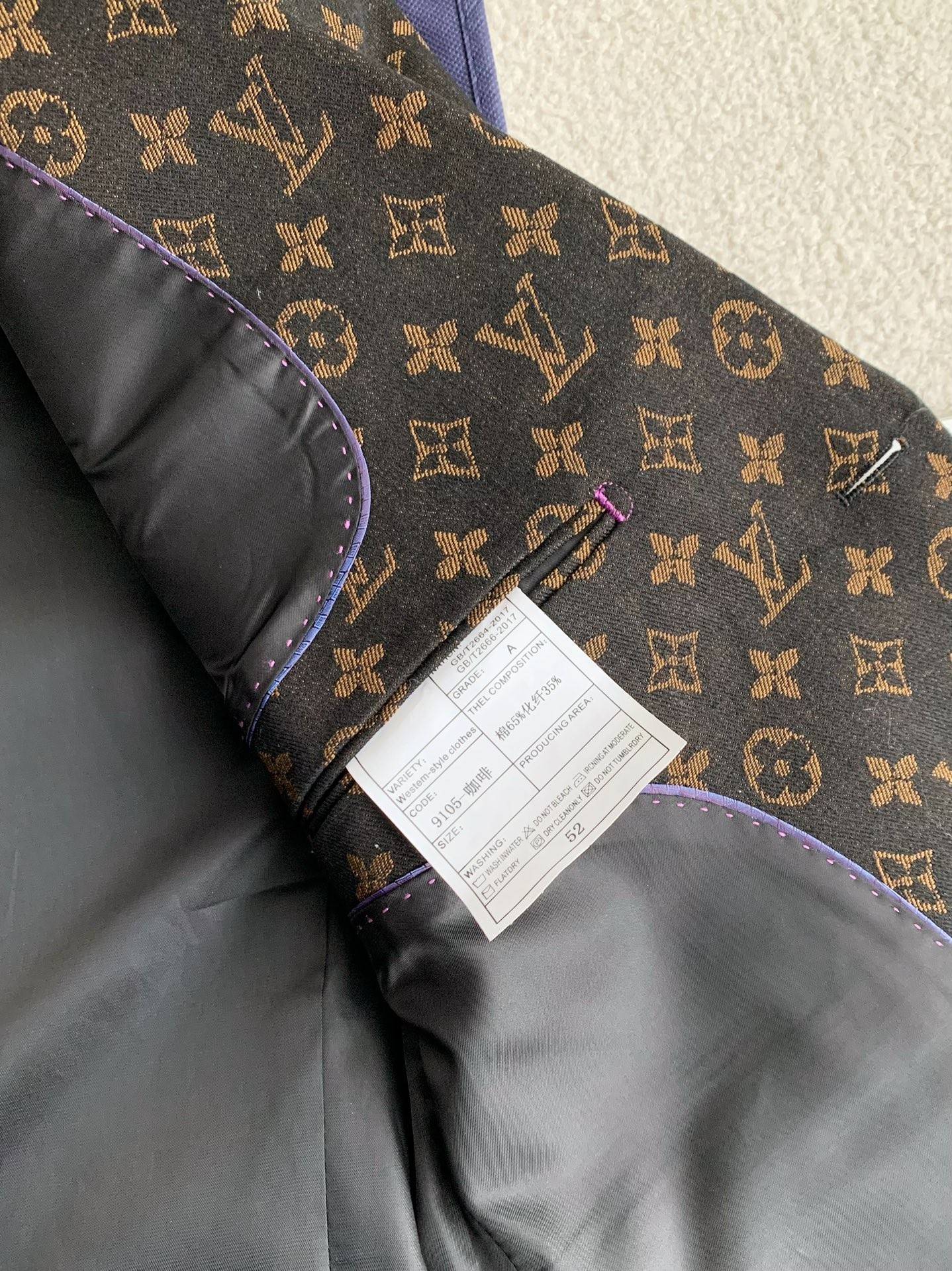 Louis Vuitton Casual suit