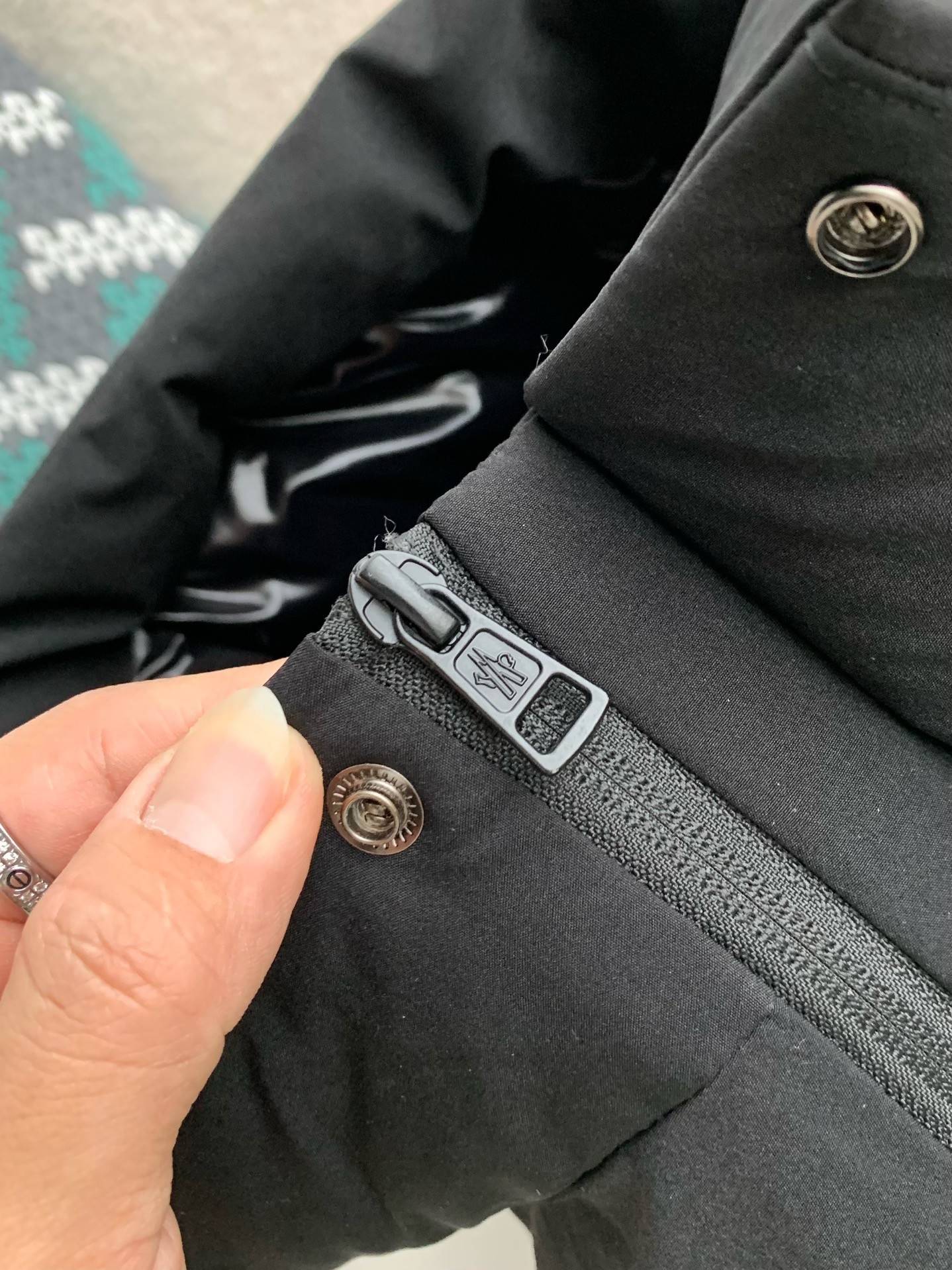 Moncler Montbeliard down jacket