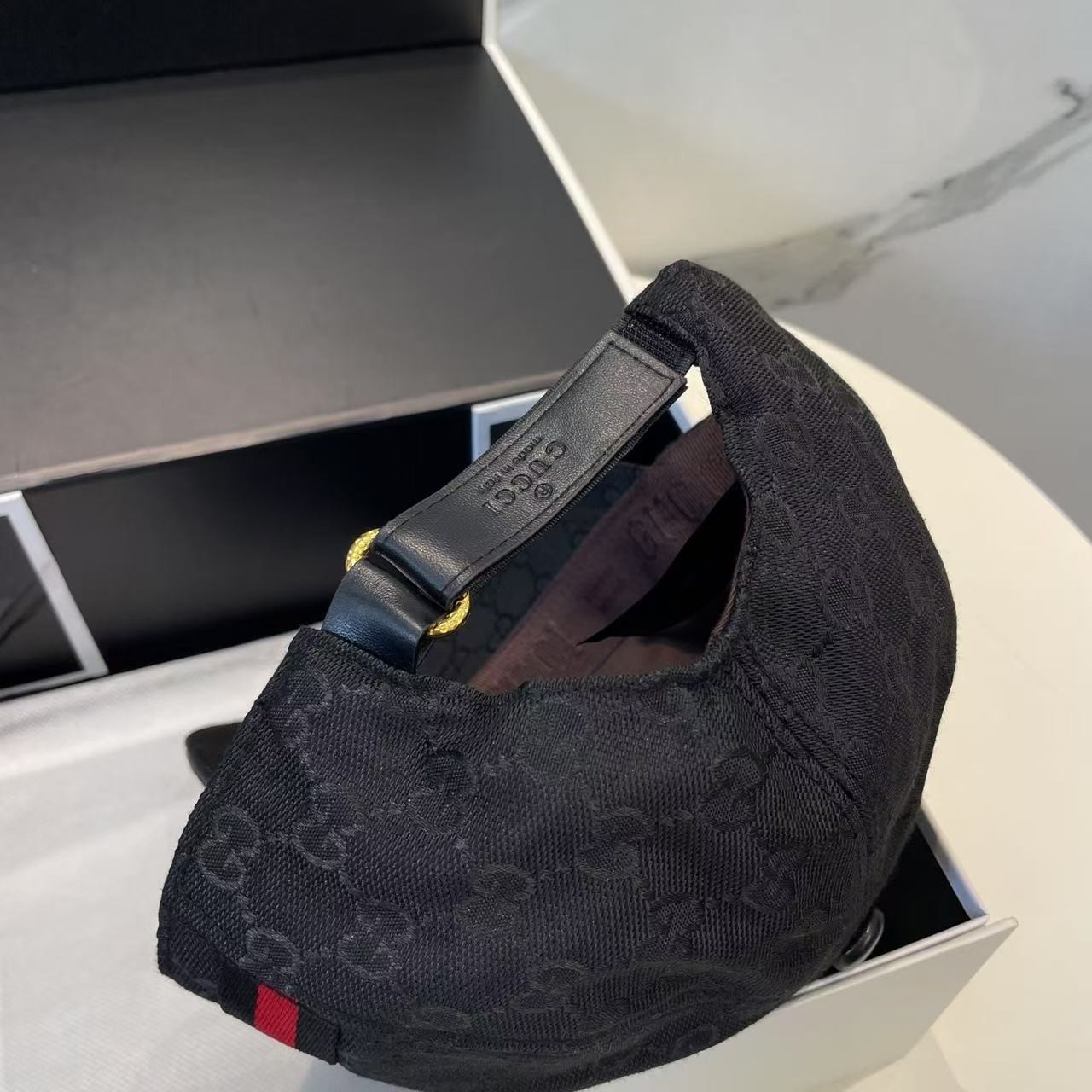 [#4909] G*u*i baseball cap peaked c ap hat