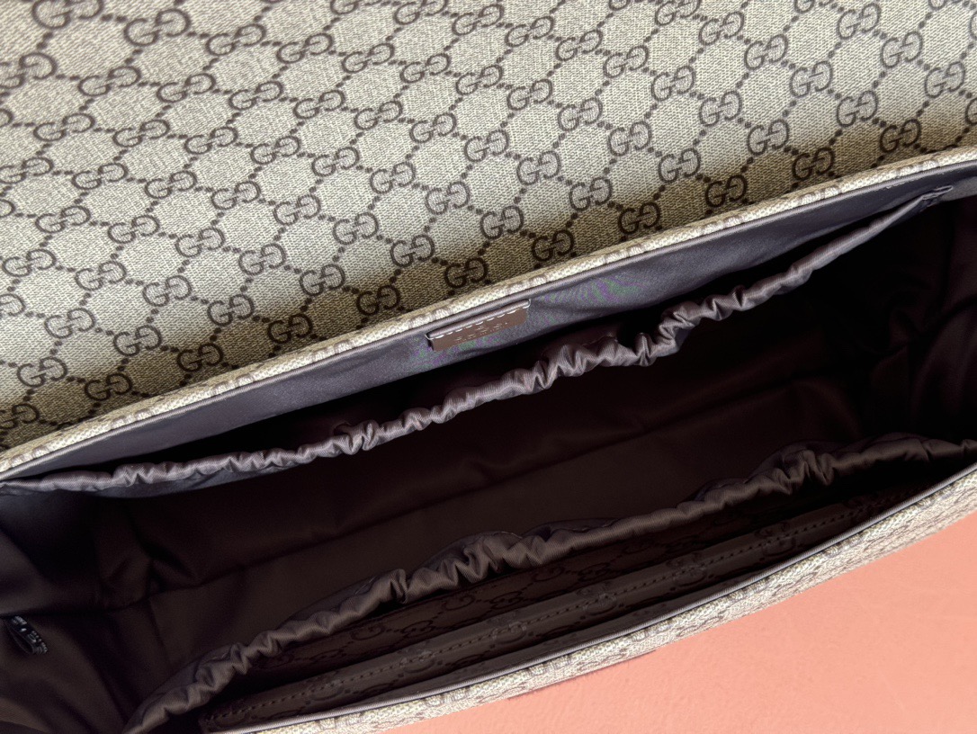 G*u*i unisex! hot selling classic diaper bag sureme model: 211131 size: 44x28x14cm