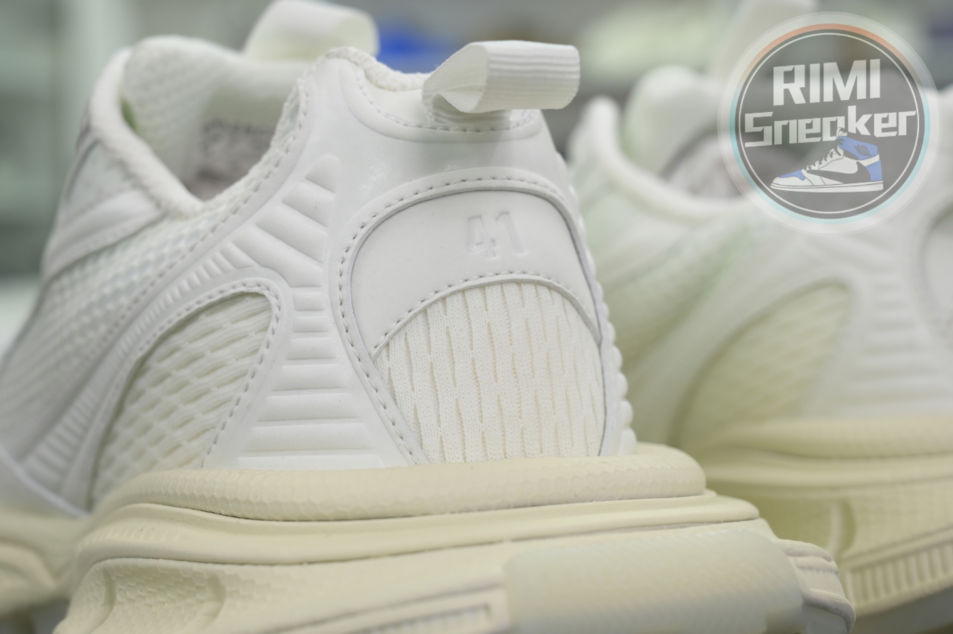 Balenciaga all sizes still in stock! Please contact customer service on iMessage/WhatsApp to purchase! BLGA 3XL