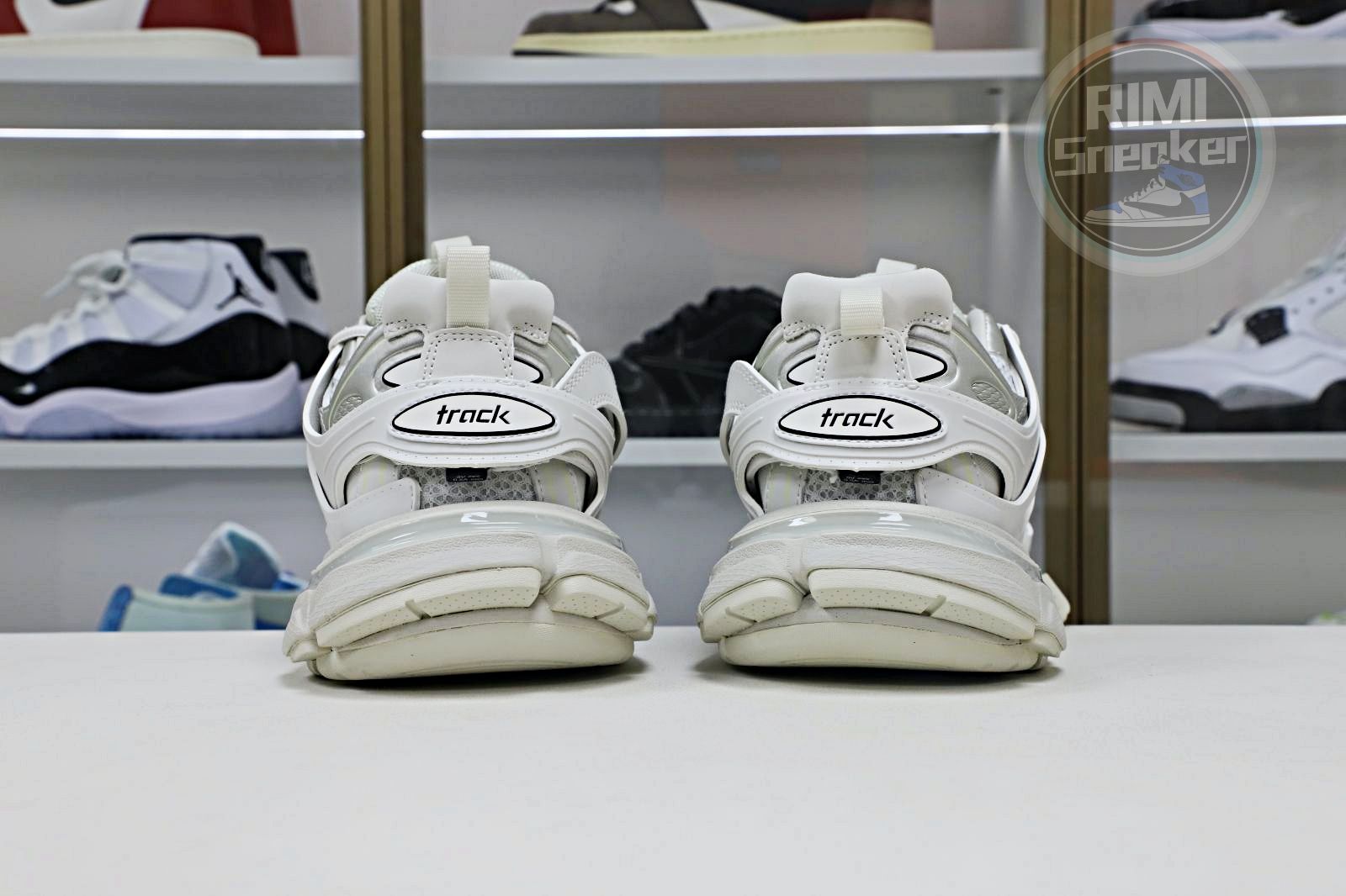 Balenciaga BLGA  Track（LED）