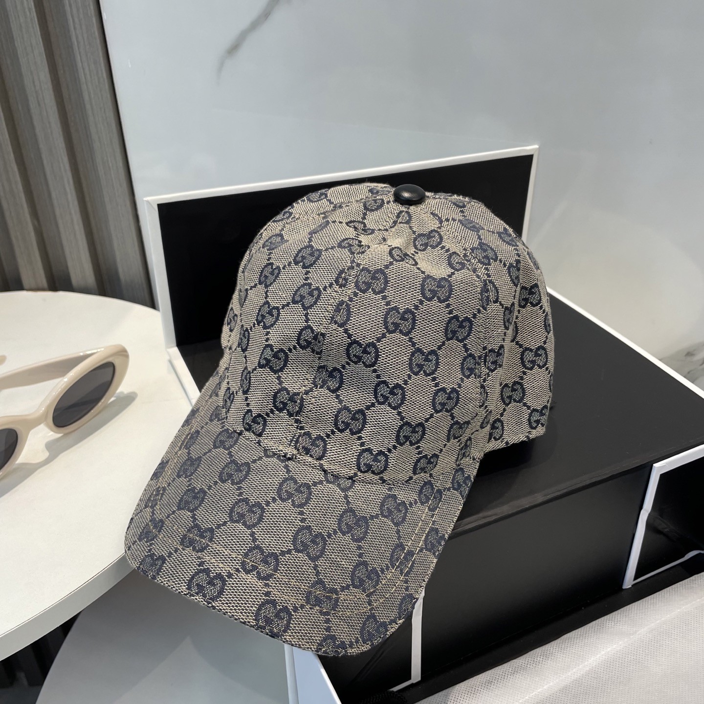 [#4933] G*u*i baseball cap peaked c ap hat