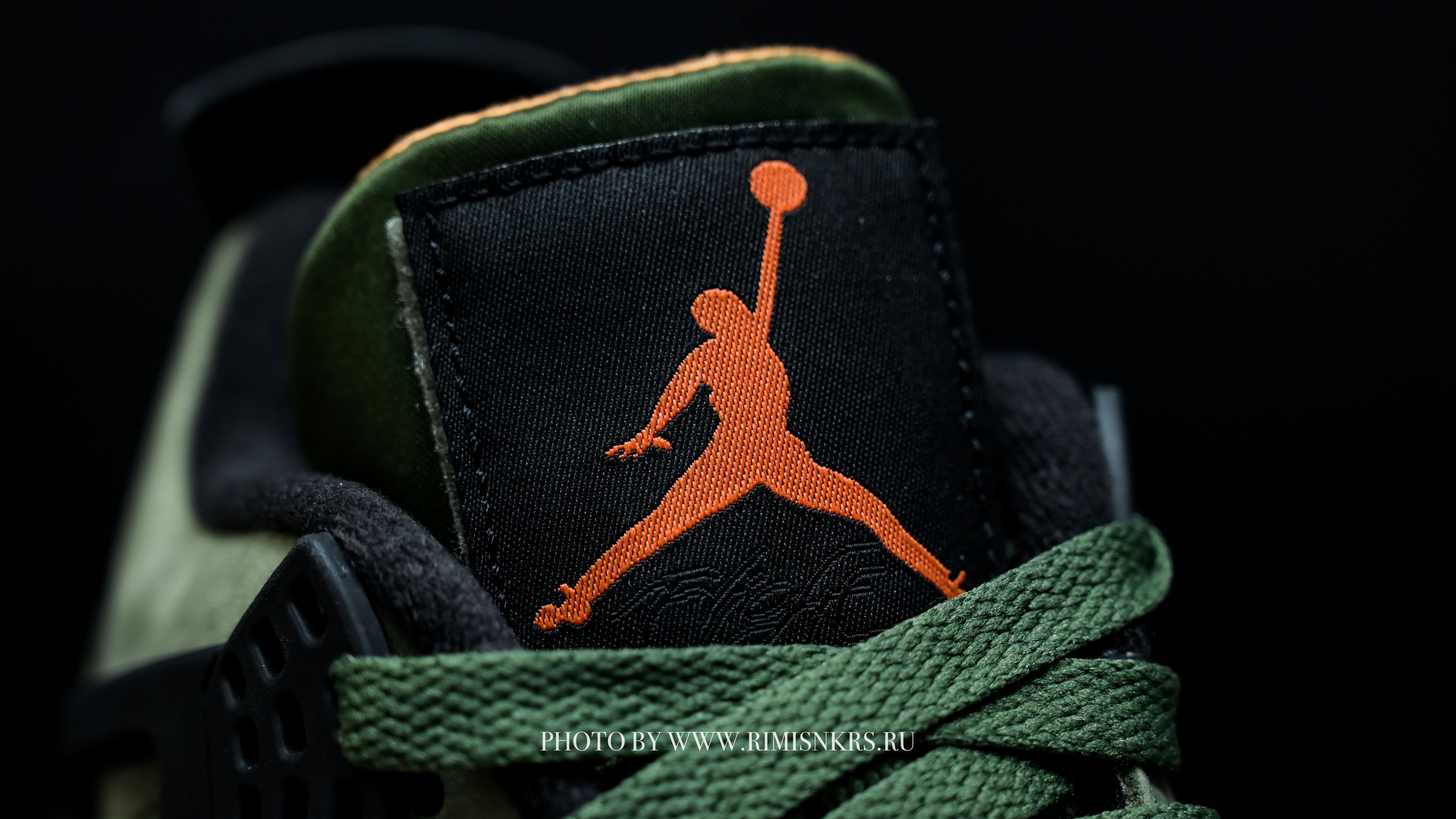 UNDEFEATED x Jordan Air Jordan 4 Retro UNDFTD