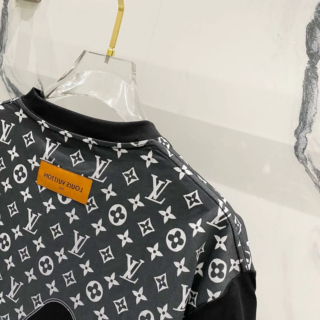 Rendering Pattern T Shirt