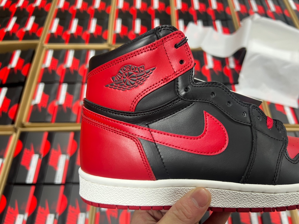 Air Jordan 1 High ’85 “Bred” HV6674-067