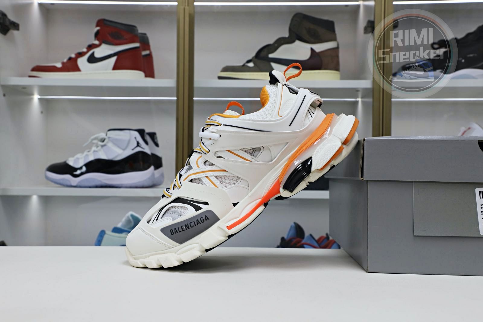 Balenciaga BLGA  Track（LED）