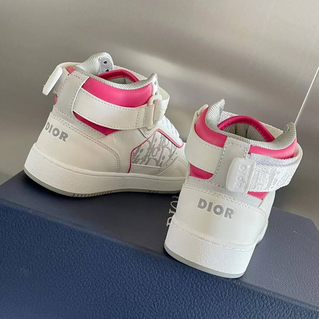 D*OR HIGH LEVEL B27 Sneaker