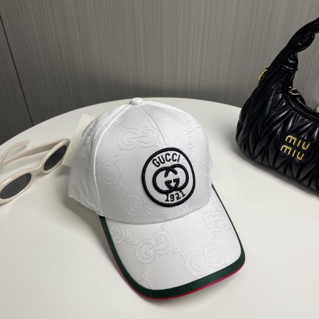 [#5009] G*u*i baseball cap peaked c ap hat
