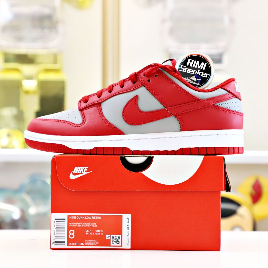 NIKE SB DUNK LOW MEDIUM GREY