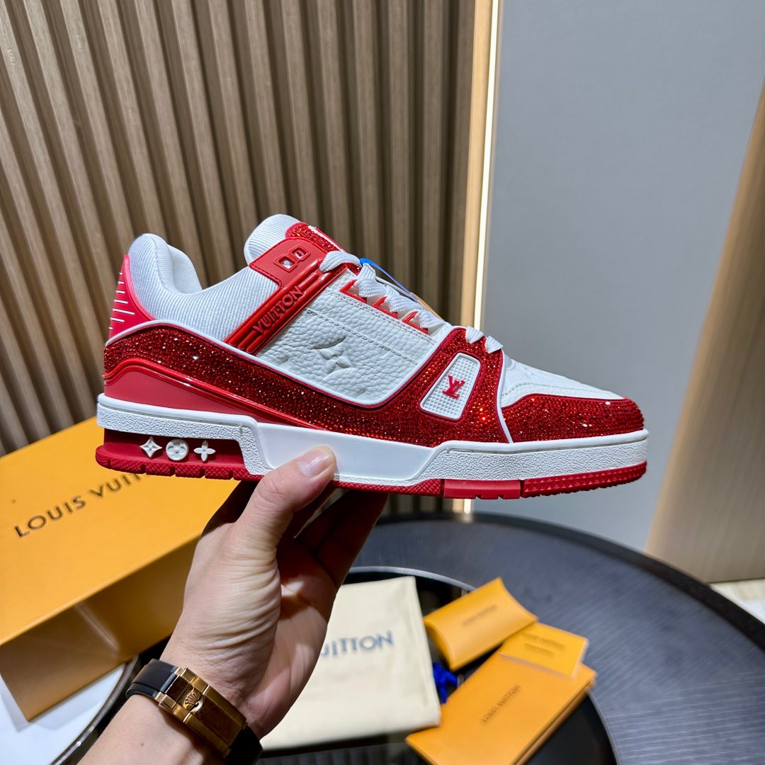 L*V TRAINER Sneakers 1AD6D6