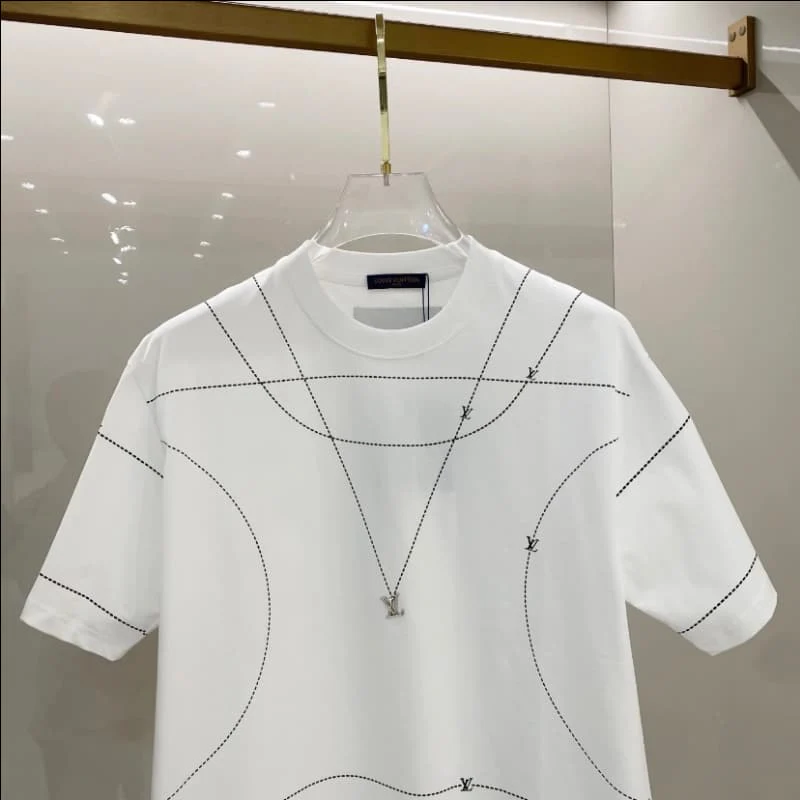 2025 Line Necklace & Metal Accent T-Shirt