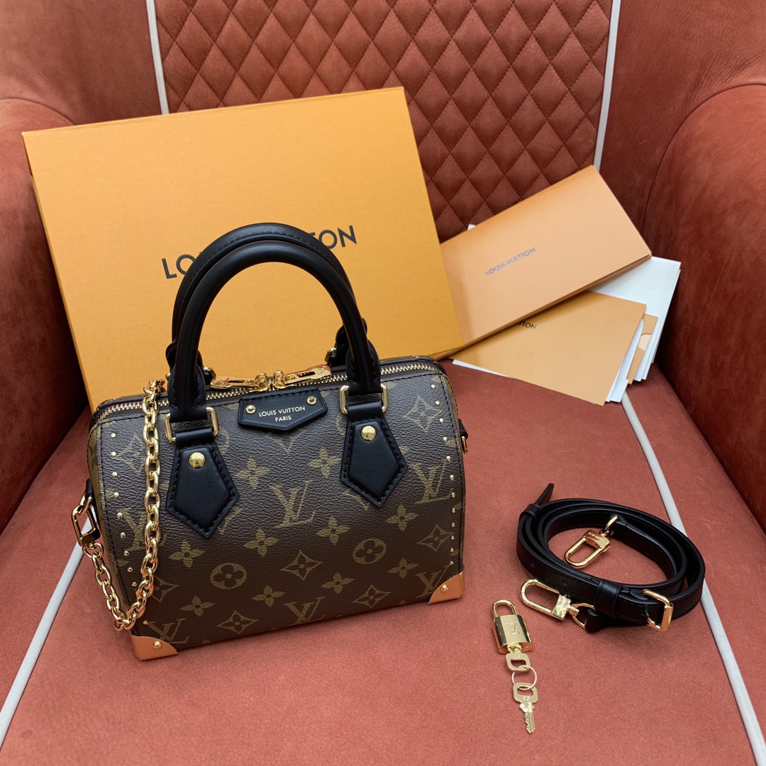 L*V 20 speedy trunk M13146