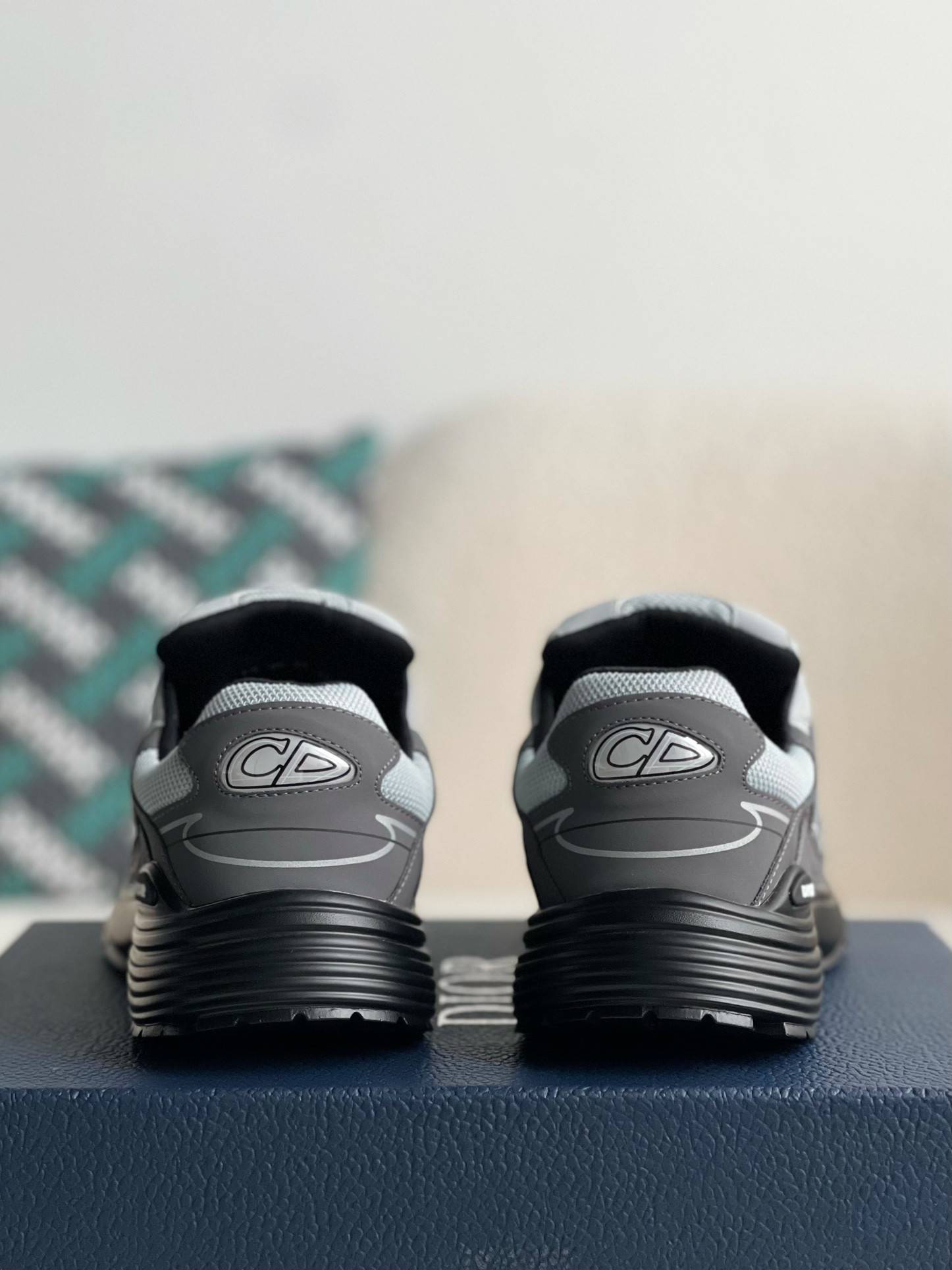 D*OR NEW ARRIVAL B30 Clunky Sneaker