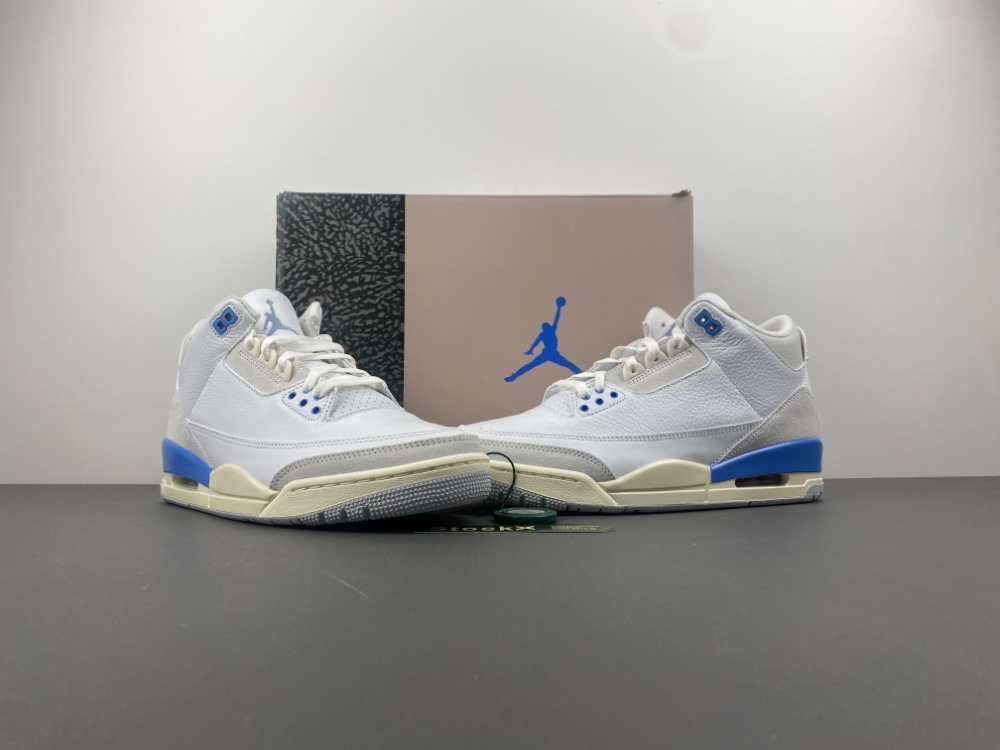 Air Jordan 3 “Lucky Shorts” UNC CT8532-101